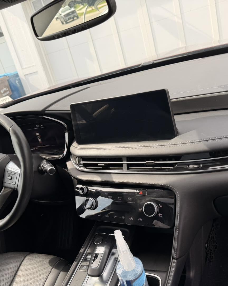 Clean dashboard and console finish