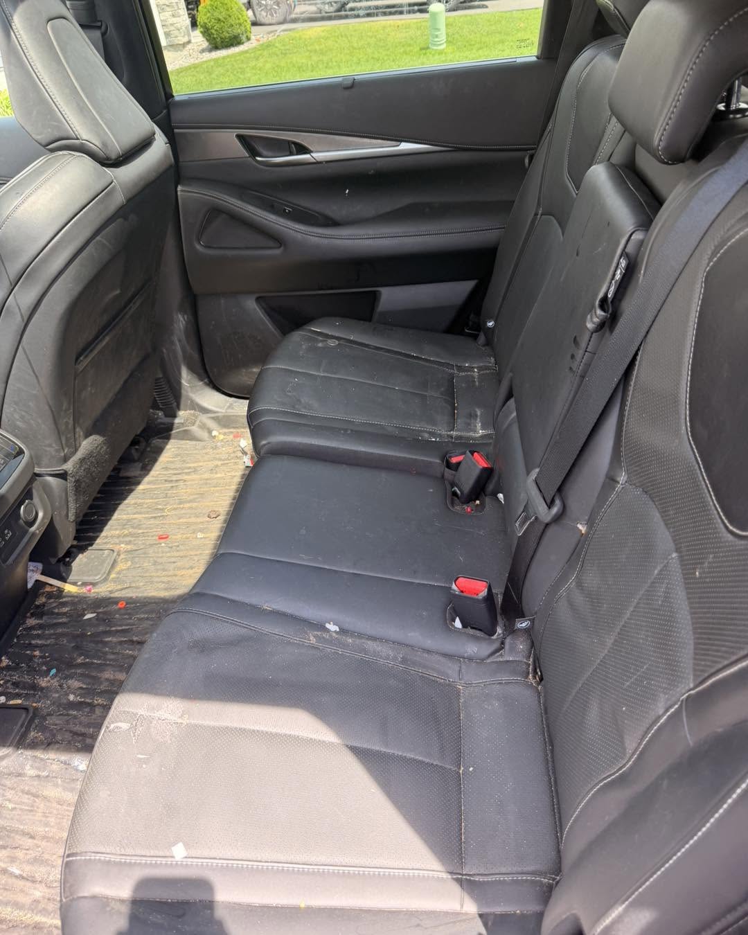 Rear vehicle interior after cleaning
